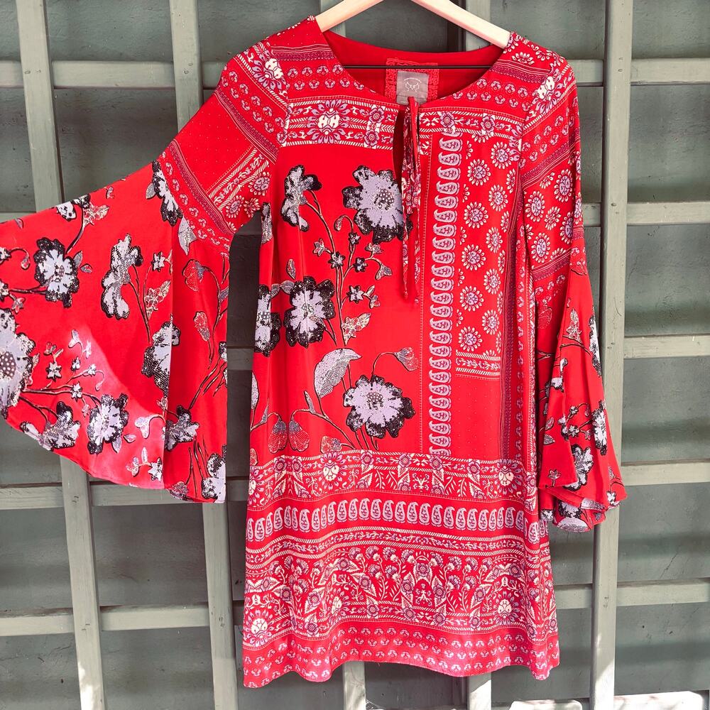 Vanessa Virginia Anthropologie Silk Mini Dress Red Floral Boho Bell Sleeve Sz4 - Picture 2 of 8